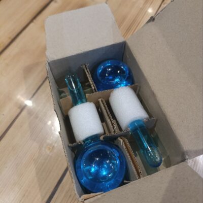 گوی یخ ابی 1